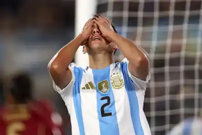Alarma en la Selección: la lesión que complica a Scaloni a un mes del Mundial