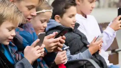 Meta activa un sistema que podría bloquear perfiles de menores en Instagram y Facebook