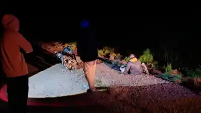 Confuso accidente en Ruta 21: dos hombres heridos y un conductor que se fugó