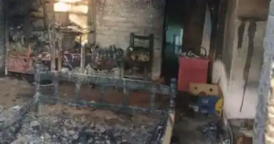 Una pareja de adultos mayores perdió todo en cuestión de minutos: el fuego arrasó su hogar en San Rafael