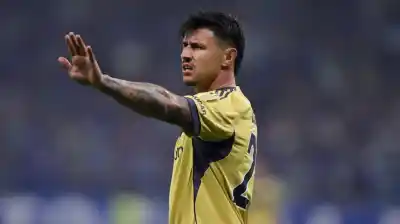 Se tiró una chilena y sintió que se le soltó algo: la lesión que enciende las alarmas en Boca