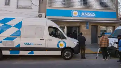 ANSES confirmó quiénes cobran hoy: la lista completa por DNI que tenés que revisar