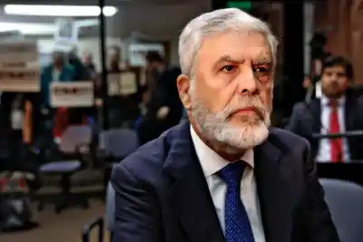 El día que la Justicia dijo basta: la orden que sacó a De Vido de la cárcel y lo mandó a una chacra
