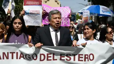 La UNSE se moviliza: los detalles de la marcha que sacude a Santiago