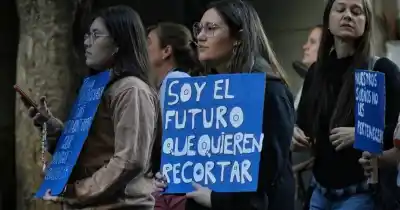 Una multitud colmó las calles de Rosario en una nueva marcha universitaria: el detalle que nadie esperaba