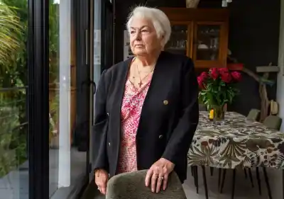 Viuda de 85 años fue detenida en EE.UU. y lo que vivió en la celda es desgarrador