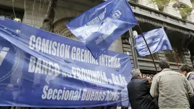 El paro bancario que nadie esperaba: qué pasará en el Central y el Hipotecario