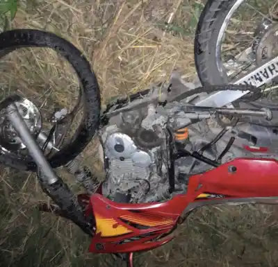 Murió un motociclista en un choque frontal en León Rouges