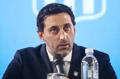 Diego Milito rompió el silencio tras la eliminación de Racing y lanzó una frase que estremece al fútbol argentino