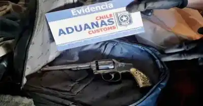 Camionero brasileño intentó cruzar a Chile con un revólver y 21 balas escondidas en su mochila