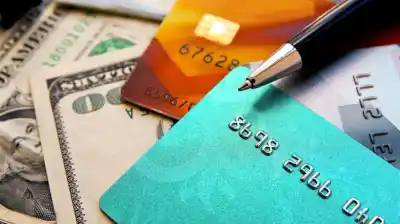 El dólar minorista trepó a $1414 y el tarjeta ya roza los $1853: los valores banco por banco