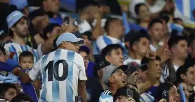 El Gobierno envió a EE.UU. una lista con 34 mil argentinos: no podrán pisar los estadios del Mundial 2026