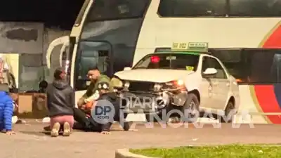 Accidente en el barrio Almirante Brown: lo que hallaron en el asfalto dejó a todos en shock