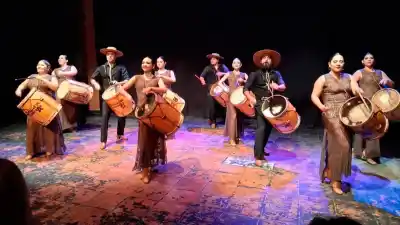 Lo que ocurrió en la Sala Adatise con el Ballet Dorado Perfume de Carnaval