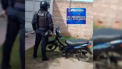 Circulaba con una moto en mal estado y al identificarlo se llevaron una sorpresa