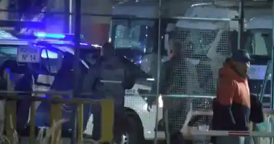 Tareas de limpieza en el puerto: la máquina que se tragó a un operario