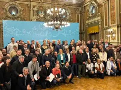 Convocatoria de Kicillof a intendentes bonaerenses: “Las políticas de salud de Milei matan, es criminal”