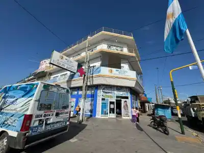 Se hacían pasar por médicos en una clínica trucha y lo que encontraron en los allanamientos es escalofriante