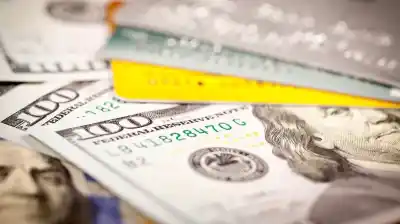 El dólar que nadie esperaba: el valor que alcanzó este miércoles y el recargo que sigue vigente