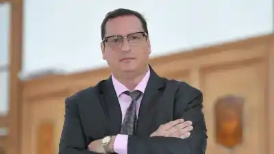 Hernán Brienza llega a Chascomús: la charla que promete sacudir la memoria colectiva