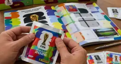 Quería comprar el álbum del Mundial 2026 y terminó perdiendo más de un millón de pesos