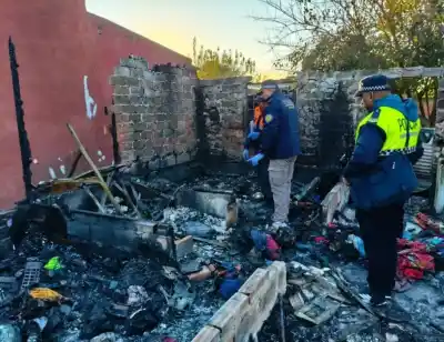 El desesperado intento de un padre por salvar a su hijo de las llamas: lo que ocurrió después es desgarrador