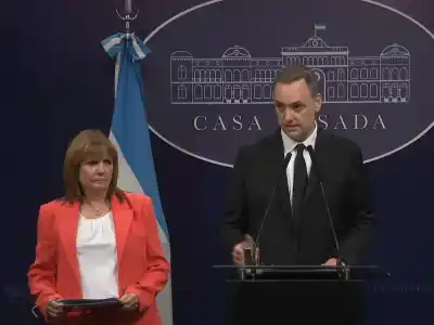 Bullrich se adelantó un mes y presentó su declaración jurada en medio del escándalo por Adorni