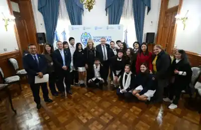 Tras los reclamos, Jaldo recibió a alumnos de la Escuela Normal y prometió respuestas inmediatas