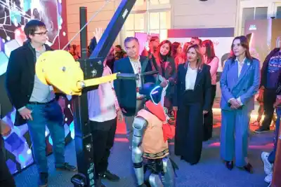 La intendente Fuentes participó del cierre de Smart City y destacó un sistema municipal que promete agilizar trámites