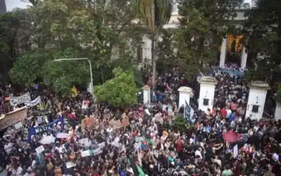 Estudiantes de Kinesiología marcharán al Municipio Capitalino por el Boleto Gratuito