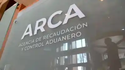 Ascensos relámpago en ARCA: los cargos de 6 millones que encienden la polémica