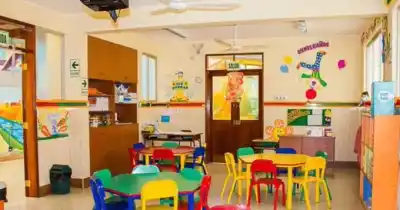 Pidió ir al baño en el jardín de infantes y lo que la docente encontró minutos después heló a todos