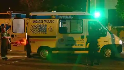 Circulaba en moto con su esposa cuando un animal se cruzó en la ruta: el desenlace fue trágico