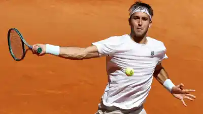 Dos argentinos ya festejan en Roland Garros: lo que pasó con el tercero te va a sorprender