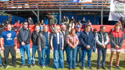 Más de 600 jóvenes participan del torneo de rugby “Pipo de León”: ¿qué dijo la intendente?