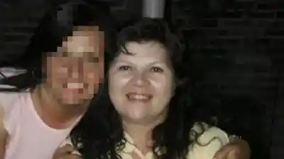 Hallaron muerta a una mujer tras un incendio en su casa en Claypole: la expareja quedó detenida y la hija reveló detalles escalofriantes