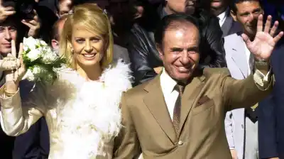 La boda de Menem y Bolocco: un beso fallido, 400 kilos de torta y una detención