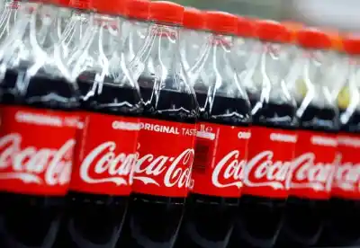 El truco detrás de la publicidad de bebidas azucaradas que los chicos no pueden resistir