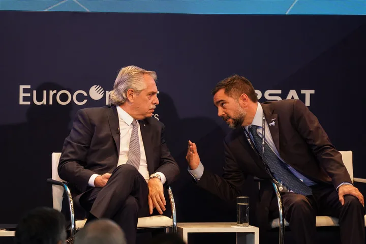 El expresidente Alberto Fernández junto a Facundo Leal en mayo de 2023