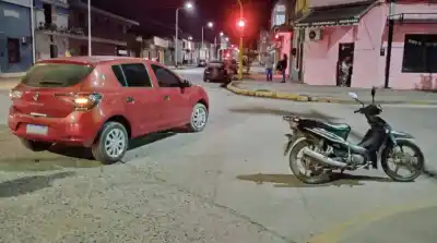 Siniestro Vial en el Centro de Monteros: Una mujer ingresó al Hospital