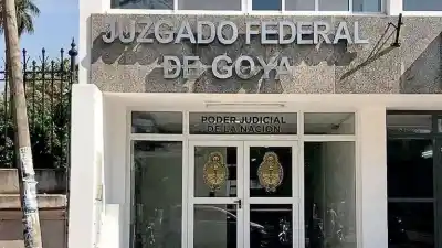 Llegó golpeada a la escuela y su confesión a la profesora destapó un infierno familiar