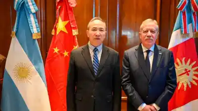 El embajador de China en Argentina llegó a Casa de Gobierno: ¿qué agenda secreta trae?