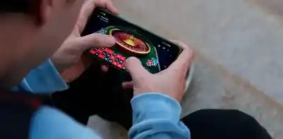 ¿Ley contra la ludopatía o guiño a las apuestas? La polémica que divide al Congreso
