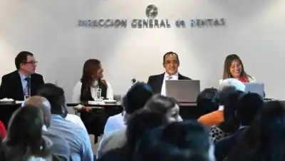 Capacitan a empleados de Rentas en inteligencia artificial para agilizar la gestión pública
