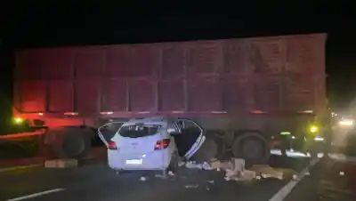 Automovilista grave tras chocar contra una rastra cañera en Ruta 9