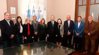 El embajador de China visitó la ciudad y lo que hablaron con la intendente sorprende