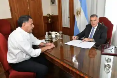 La creación Parque Industrial de Monteros ya tiene la firma del Gobernador Jaldo