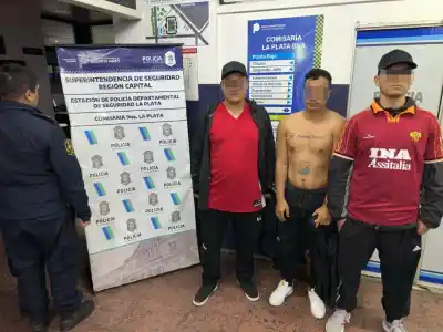 Se hicieron pasar por hinchas de Estudiantes: lo que la policía descubrió en el anillo de seguridad