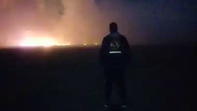 Las quemas no se detienen en Monteros y ponen en riesgo a viviendas
