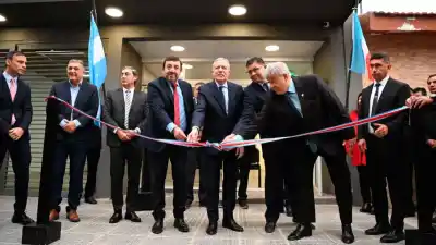 Inauguraron una nueva comisaría en La Banda y lo que esconden sus instalaciones de alta tecnología